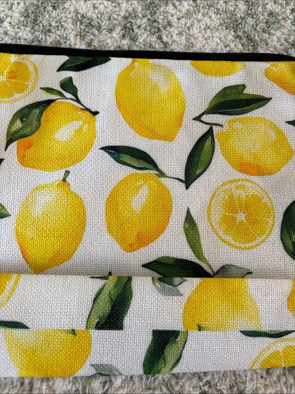 Lemons Poly Canvas Cosmetic Bag Zipper Pouch NWT 9x7x1.5”